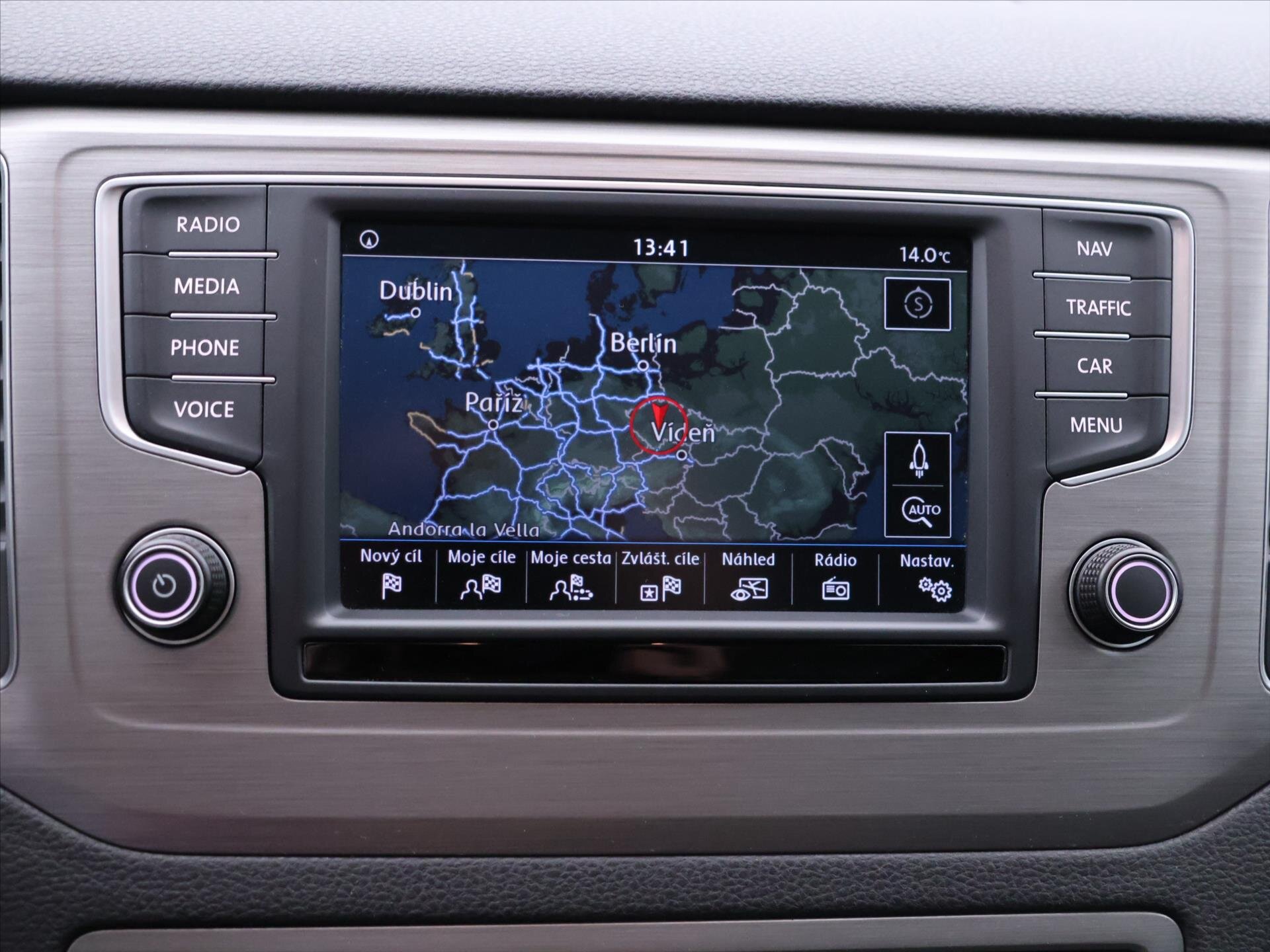 Volkswagen Golf Sportsvan MPV 1,4 l 92 kw
