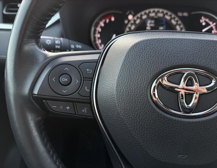 Toyota RAV4 SUV / Terénní 2,0 l 129 kw