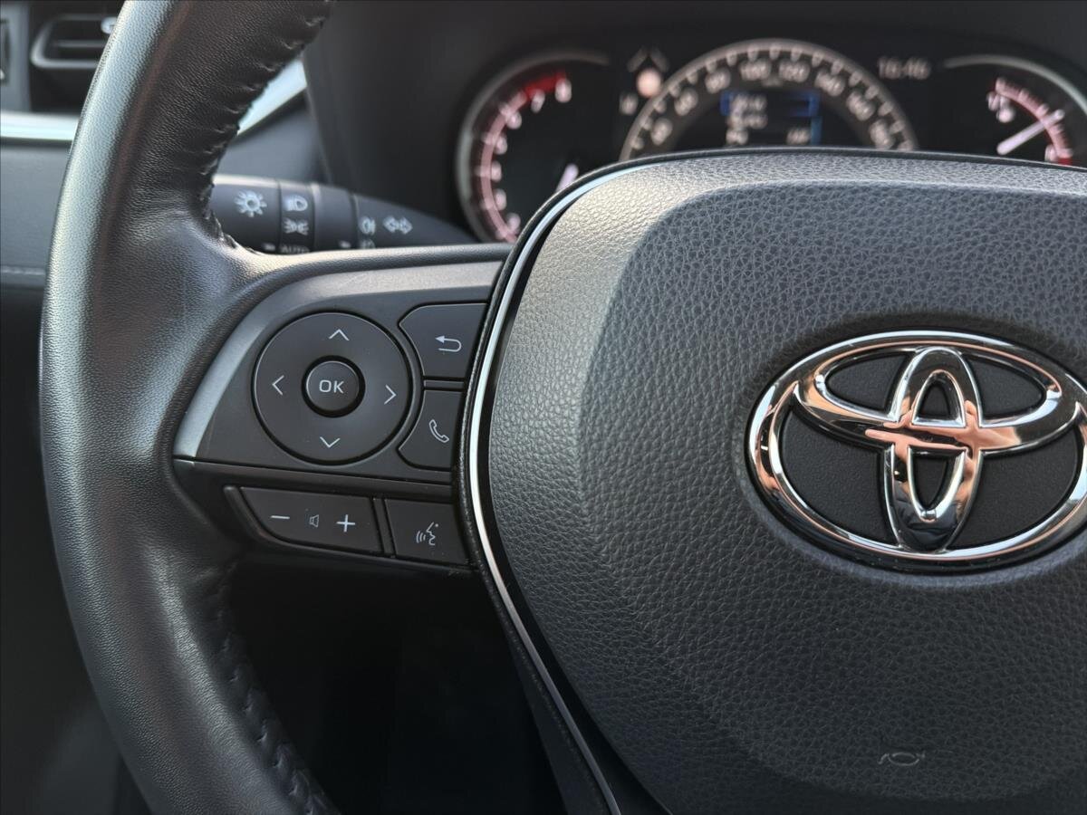 Toyota RAV4 SUV / Terénní 2,0 l 129 kw