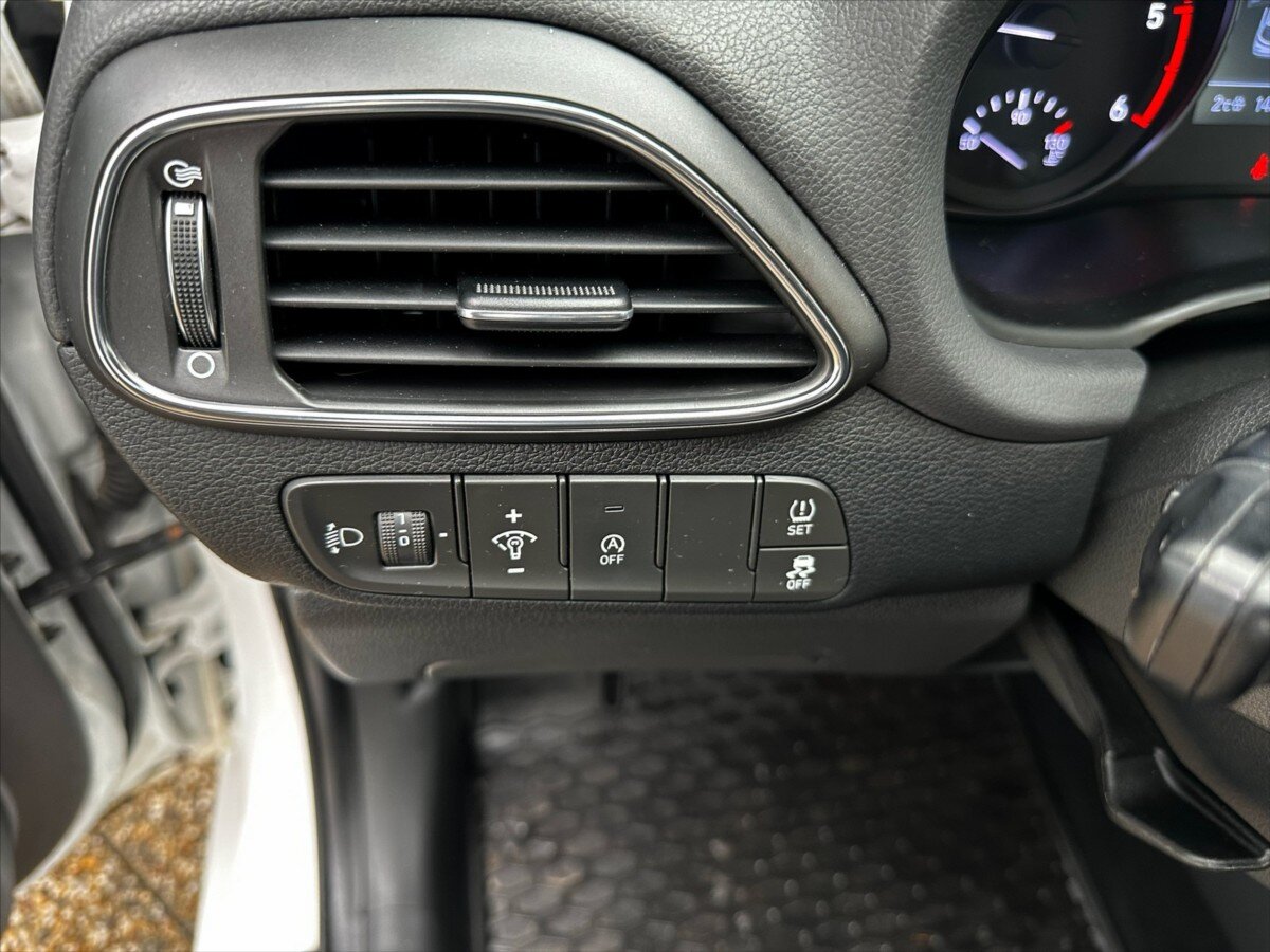 Hyundai i30 Kombi 1,6 l 85 kw