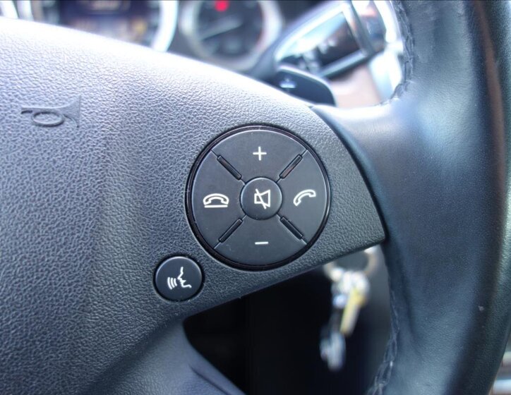 Mercedes-Benz Třídy E Kombi 3,0 l 195 kw