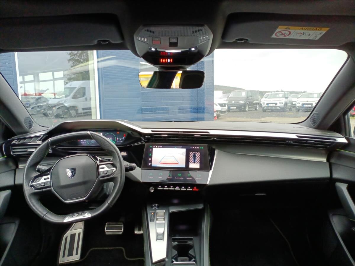 Peugeot 308 Kombi 1,5 l 96 kw