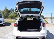 Volkswagen Passat 24