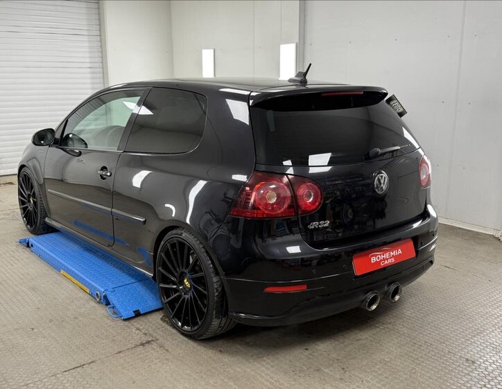 Volkswagen Golf Kombi 3,2 l 184 kw