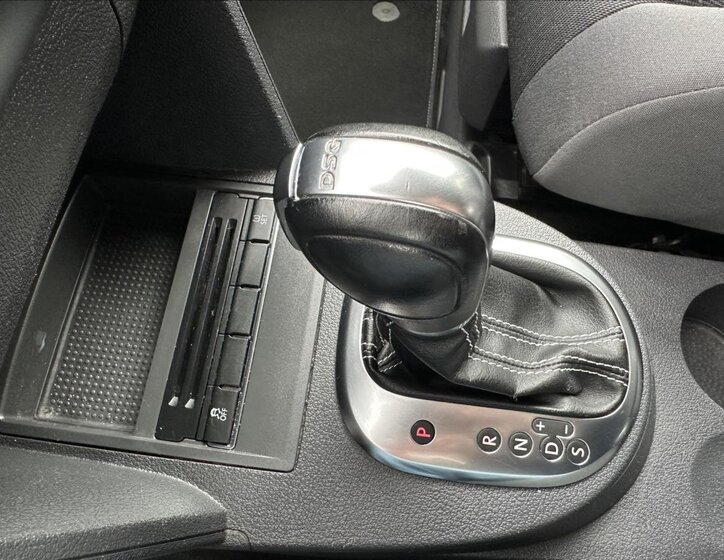 Volkswagen Touran MPV 2,0 l 103 kw