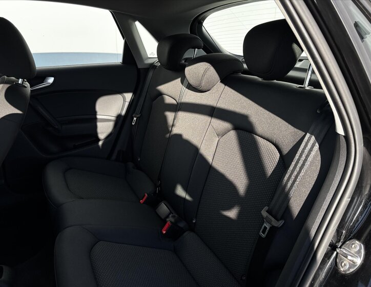 Audi A1 Hatchback 999,0 70 kw