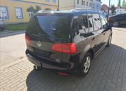 Volkswagen Touran 10