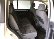Volkswagen Touran 11