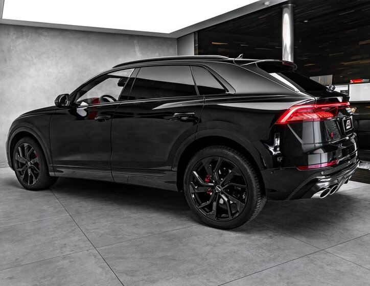 Audi SQ8 SUV / Terénní 4,0 l 373 kw