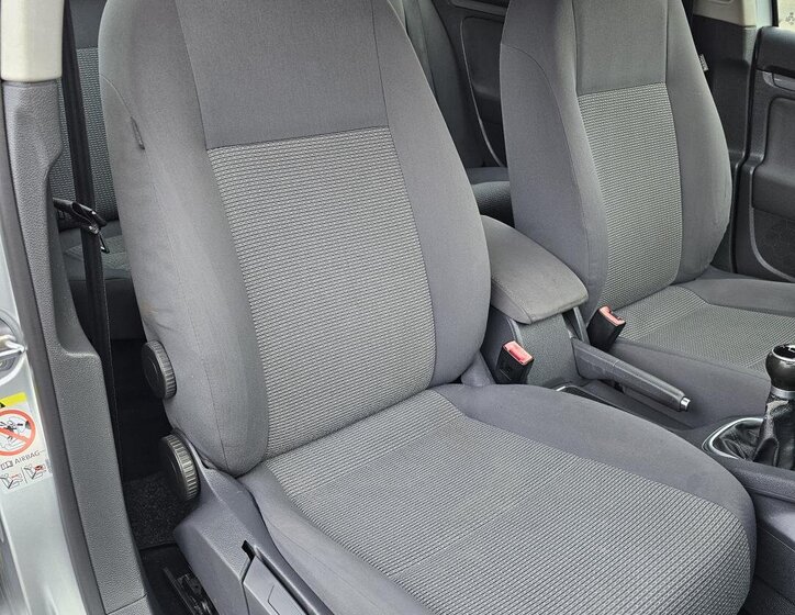 Volkswagen Golf Kombi 2,0 l 77 kw