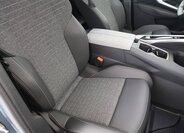 Peugeot 3008 SUV / Terénní 1,2 l 100 kw