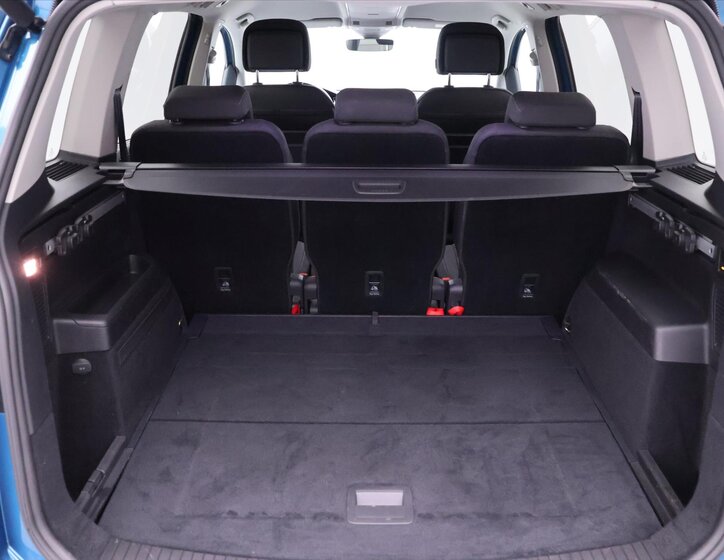 Volkswagen Touran 10