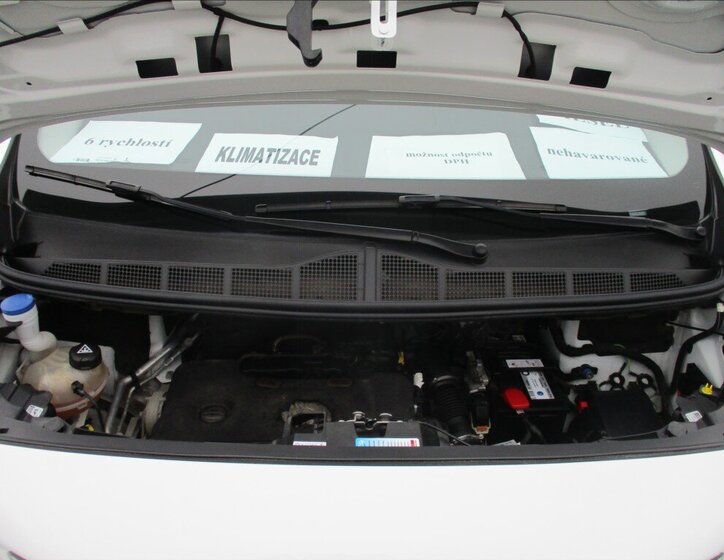 Peugeot Traveller Ostatní 2,0 l 110 kw