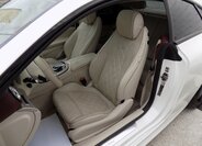 Mercedes-Benz Třídy E 12