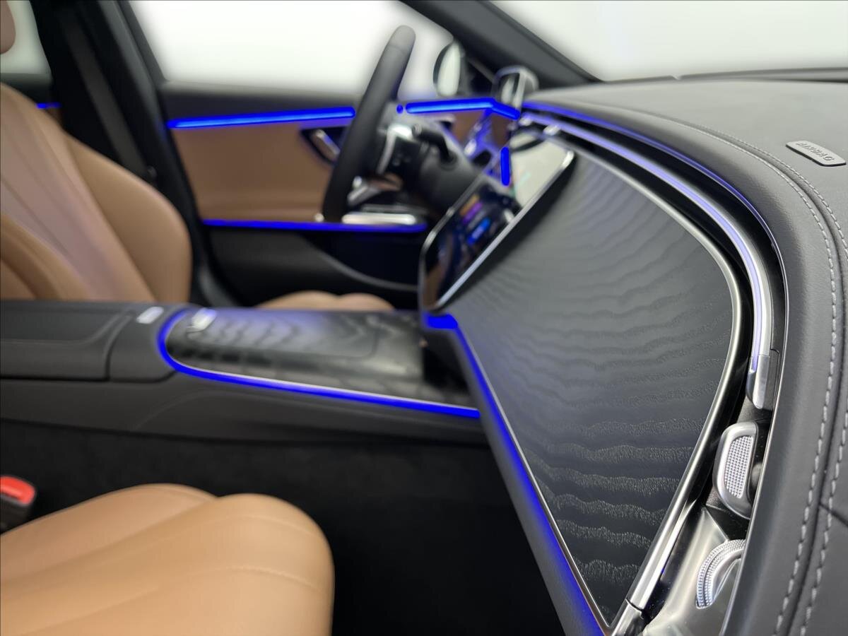 Mercedes-Benz Třídy E Sedan 2,0 l 185 kw