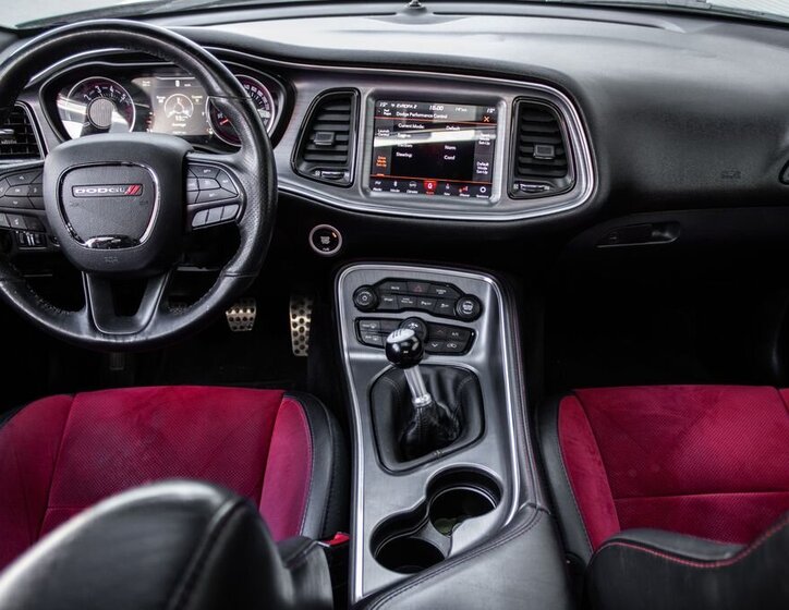 Dodge Challenger Kupé 5,7 l 277 kw