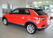 Volkswagen T-Roc SUV / Terénní 2,0 l 140 kw