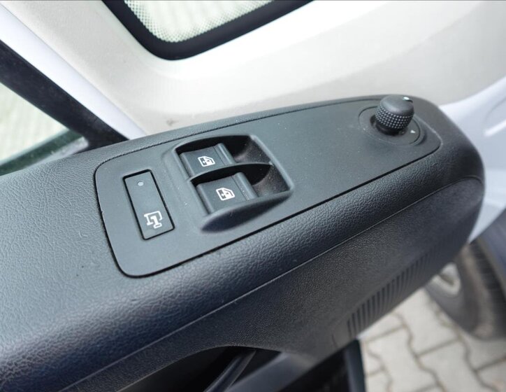 Peugeot Boxer Ostatní 2,2 l 121 kw