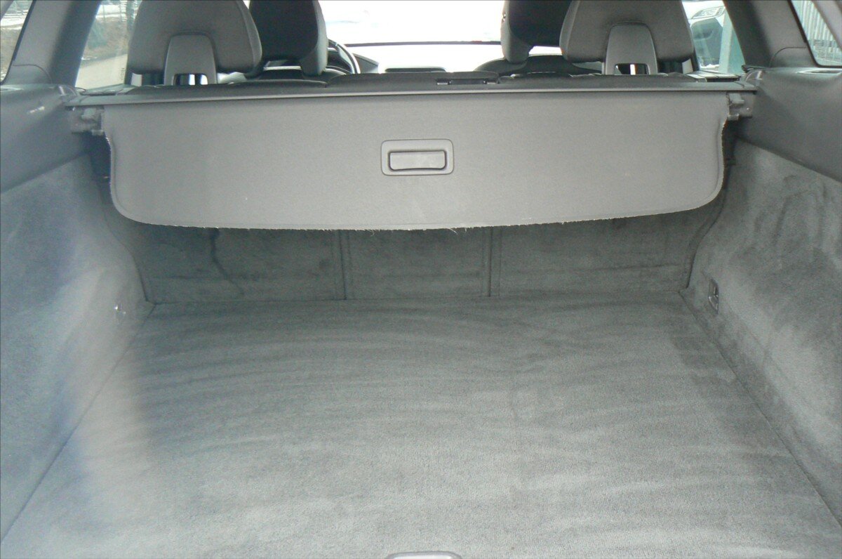 Volvo XC60 SUV 2,4 l 120 kw