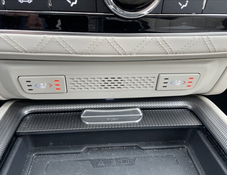 SsangYong Rexton Kombi 2,2 l 148 kw