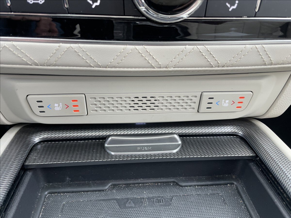 SsangYong Rexton Kombi 2,2 l 148 kw