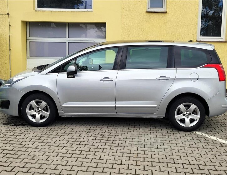 Peugeot 5008 7