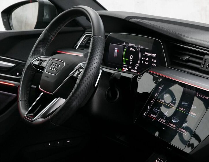 Audi e-tron SUV 0,0 300 kw