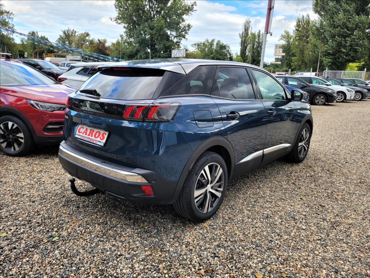 Peugeot 3008 SUV / Terénní 1,5 l 96 kw