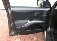 Mitsubishi Outlander 13