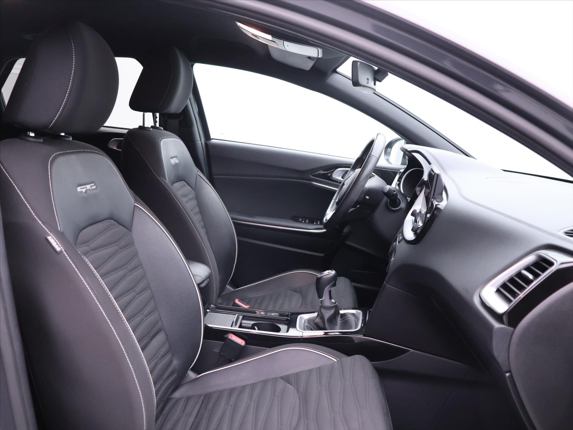 KIA ProCeed Kombi 1,5 l 117 kw