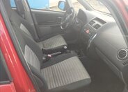 Suzuki SX4 8