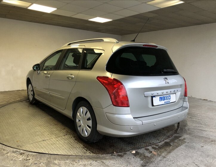 Peugeot 308 5