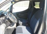 Nissan NV200 8
