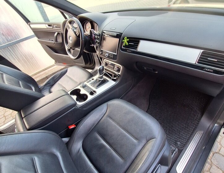 Volkswagen Touareg SUV 0,0 0