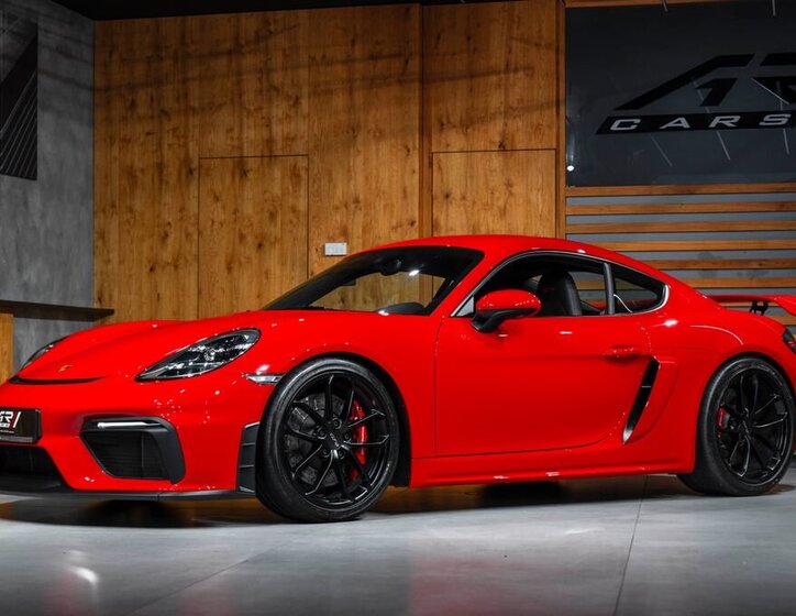 Porsche 718 Hatchback 4,0 l 309 kw