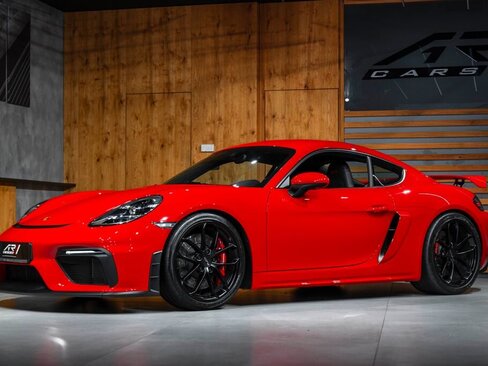 Porsche 718 Hatchback 4,0 l 309 kw