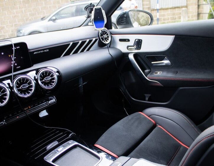 Mercedes-Benz Třídy A Hatchback 0,0 310 kw