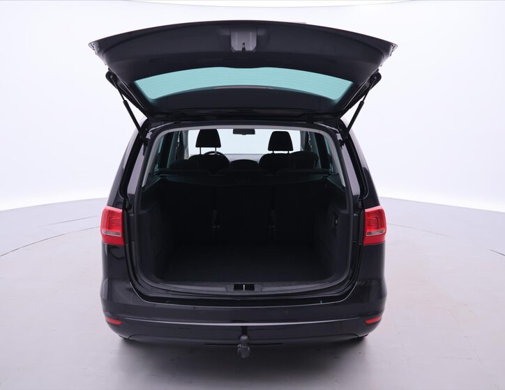 Volkswagen Sharan MPV 2,0 l 103 kw