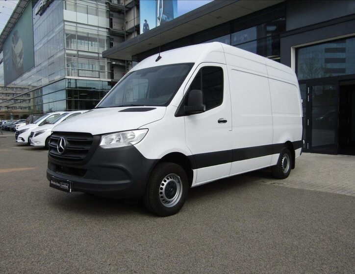 Mercedes-Benz Sprinter 1