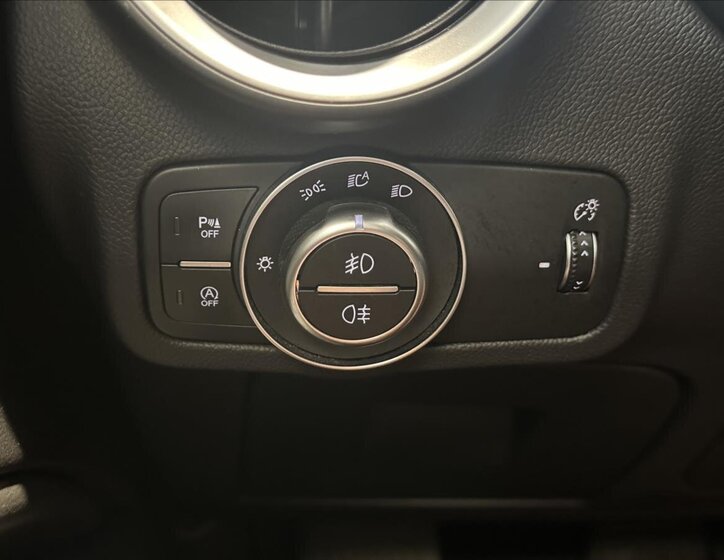 Alfa Romeo Stelvio SUV / Terénní 2,1 l 154 kw