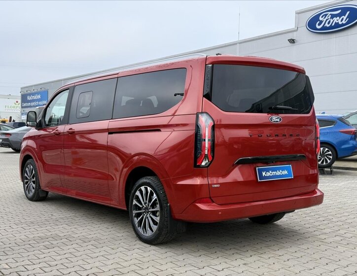 Ford Tourneo Custom Kombi 2,5 l 171 kw
