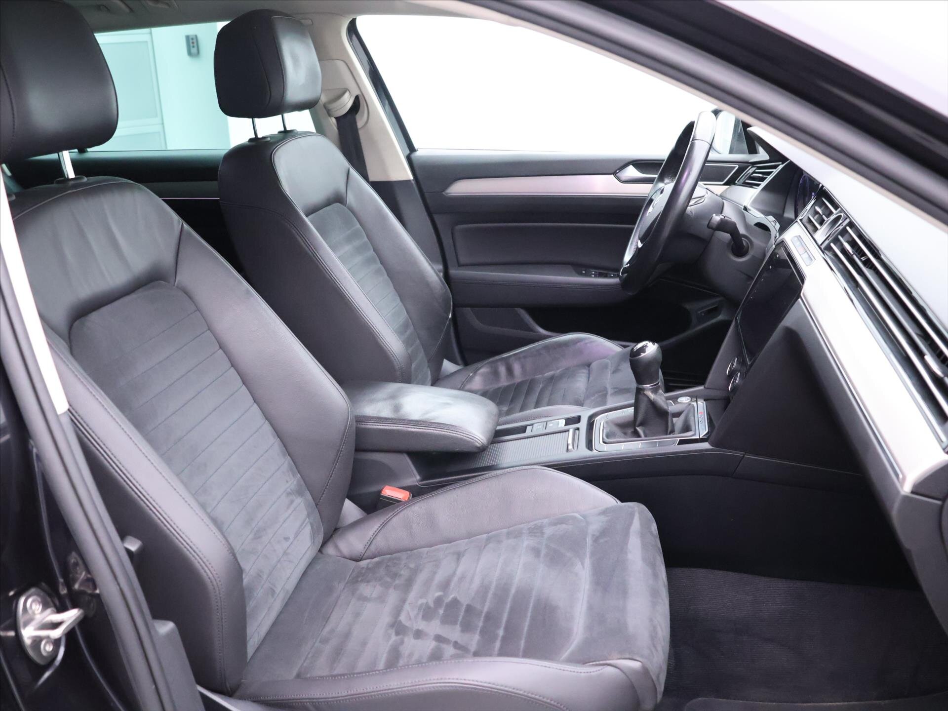 Volkswagen Passat Kombi 2,0 l 110 kw