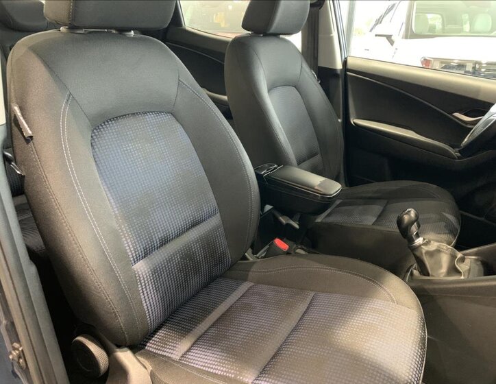 Hyundai ix20 MPV 1,4 l 66 kw