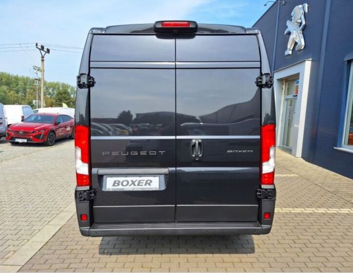 Peugeot Boxer Skříň 2,2 l 132 kw