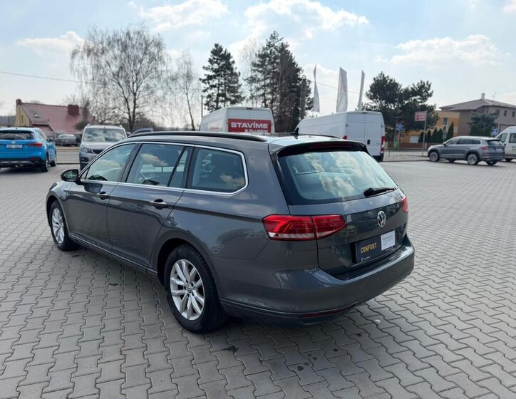 Volkswagen Passat Kombi 2,0 l 110 kw