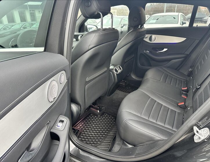 Mercedes-Benz GLC 11