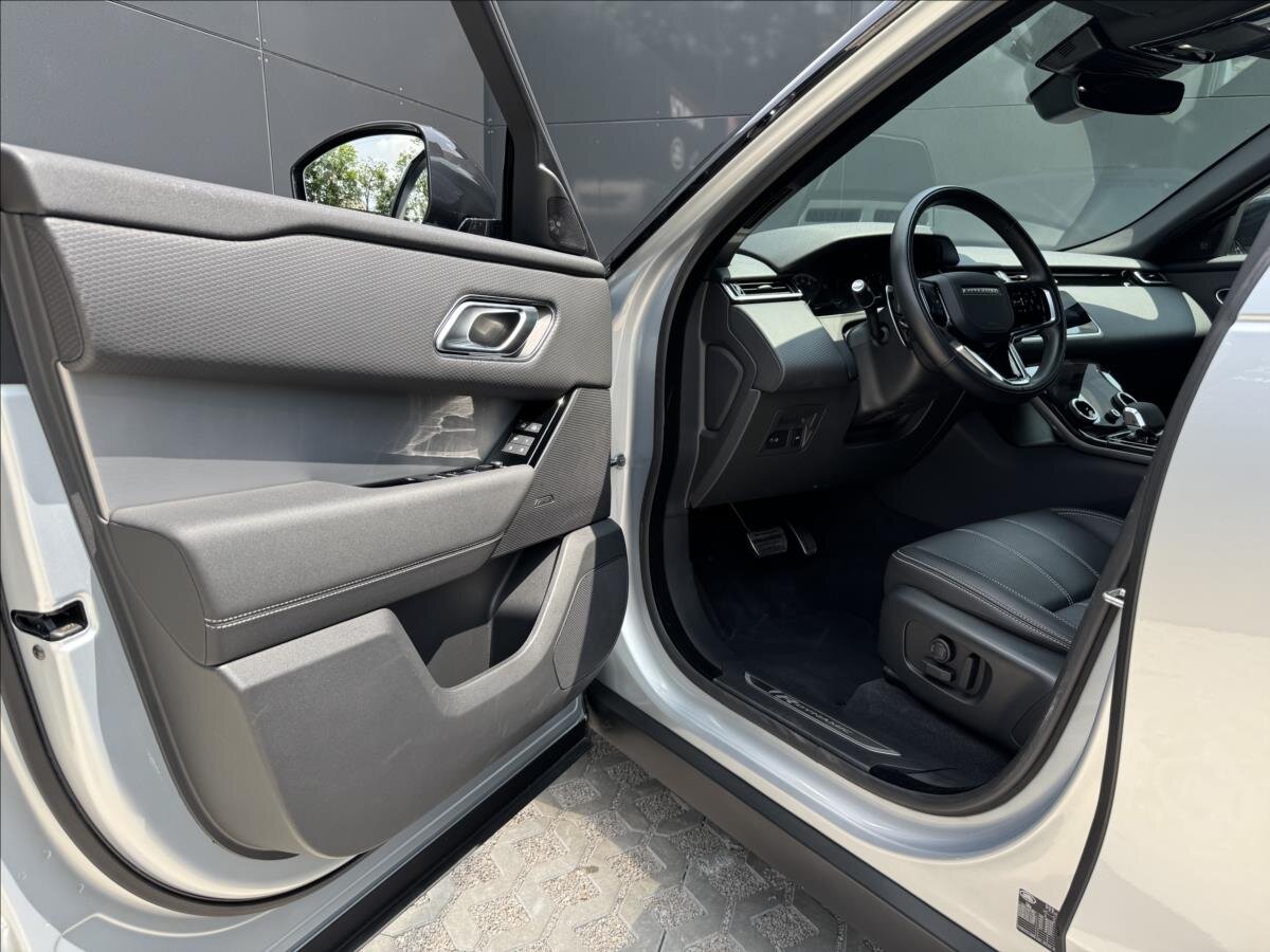 Land Rover Range Rover Velar SUV / Terénní 2,0 l 150 kw