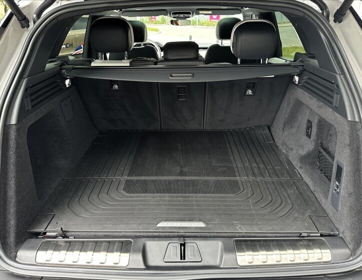 Land Rover Range Rover Sport SUV / Terénní 3,0 l 338 kw