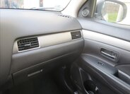 Mitsubishi Outlander SUV / Terénní 2,3 l 110 kw