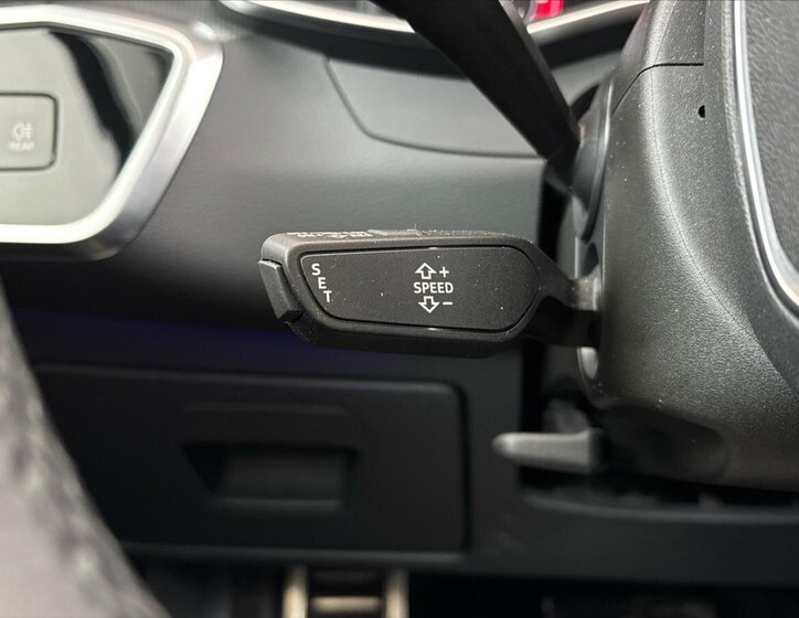 Audi A6 Allroad Kombi 3,0 l 253 kw